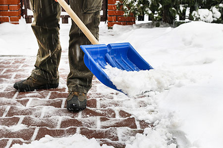 Shovelling snow - winter moving tips